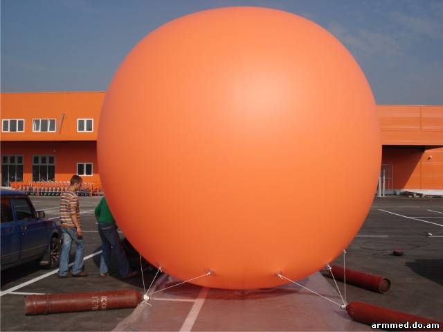 Сколько метров в шаре. Самые большие воздушные шары. Самый большой воздушный шарик. Большой надувной шар. Гигантский надувной шар.